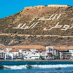 Apartment De Luxe ,piscine,parking,terrasse, Agadir